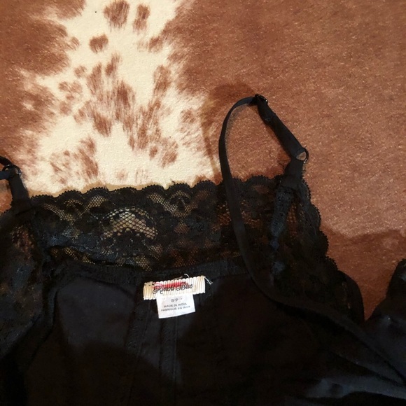 Urban Outfitters Kimichi Blue romper 
size small
Size sold out 
No flaws - Picture 5 of 6